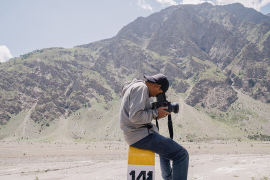 Photographing a River Landscape in Himachal Pradesh