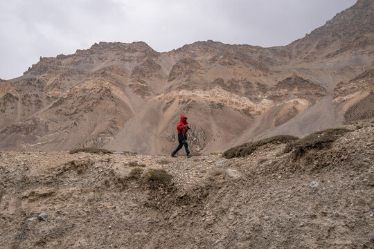 Photographer in the Himalayan Landscape, Leh&ndash;Ladakh