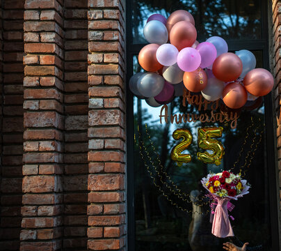 Cheerful moments in celebrating silver marriage anniversary