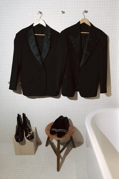 Groom's Details