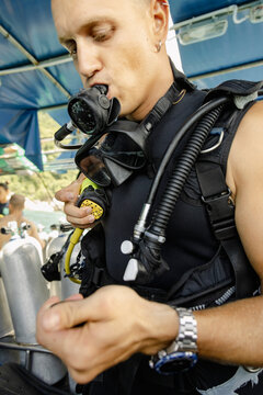 Scuba Divemaster Equipment Check Koh Tao, Thailand