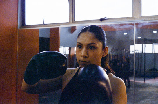 Boxer Woman Guard Film