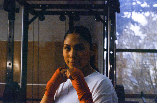 Boxer Woman Guard Pose