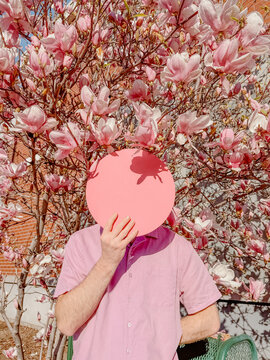 Faceless man with circle