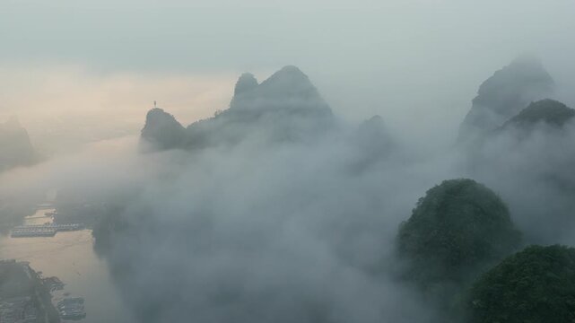 Karst Mountain Landscape Mist Yangshuo China