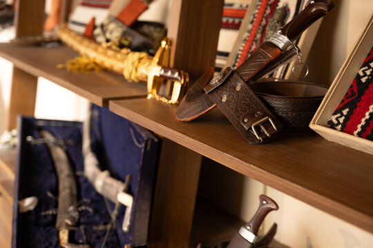 Traditional craftsmanship of daggers and jambiyas in Saudi Arabia