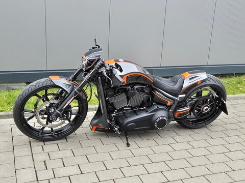 Harley-Davidson Breakout 117 aus der GP-Serie von Thunderbike