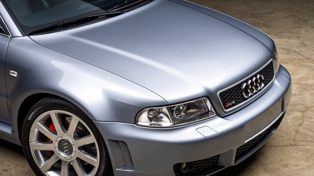 Scottsdale, AZ, USA
April 17, 2026
2002 Audi RS4 Avant