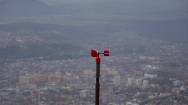 Wind Speed Measurement: Anemometer in Action