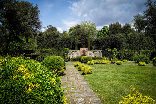Complesso monumentale di Villa Reale di Marlia composto dalla bella residenza storica dove visse Elisa Baciocchi,sorella di Napoleone e dai lussurreggianti giardini. Lucca, Toscana, Italia