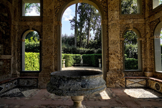 Complesso monumentale di Villa Reale di Marlia composto dalla bella residenza storica dove visse Elisa Baciocchi,sorella di Napoleone e dai lussurreggianti giardini. Lucca, Toscana, Italia