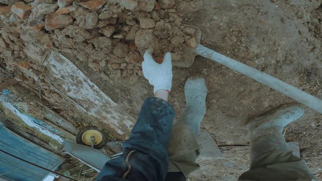 Fill up the pits with stones, fill up the pits on the road