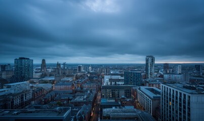 Obraz premium Wide-angle view of city skyline at dusk or dawn