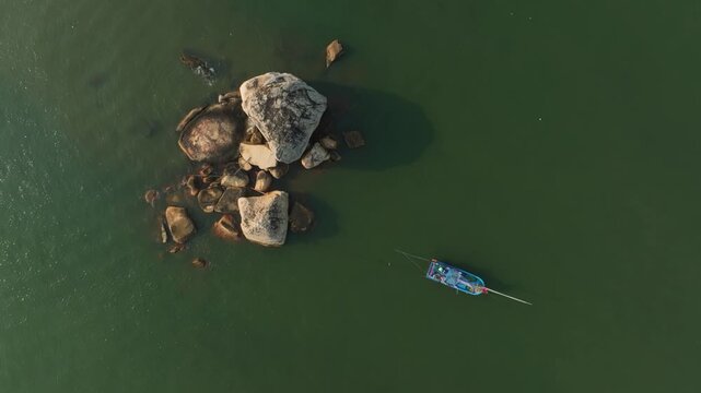 Aerial 4K view of winding Cai River with tropical coconut palms in Nha Trang near po nagar cham temple, Vietnam
the natural beauty of Central Vietnam&rsquo;s river systems