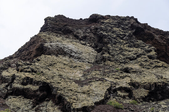 Grieta en formaci&oacute;n geol&oacute;gica de lava, Lanzarote, Timanfaya