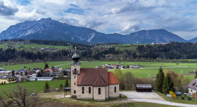 The Catholic branch church of Stein an der Enns, also called the Rosary Church, is a Roman Catholic church of the parish of Gr&ouml;bming in the district of Stein an der Enns 