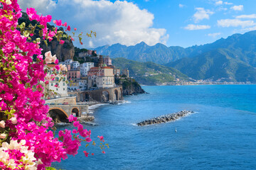 Fototapeta premium Amalfi summer coast and Tyrrhenian sea with boats, Italy