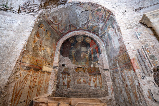Frescoed apse niche in Basilica of Saints Cosmas and Damian - Rome, Italy
