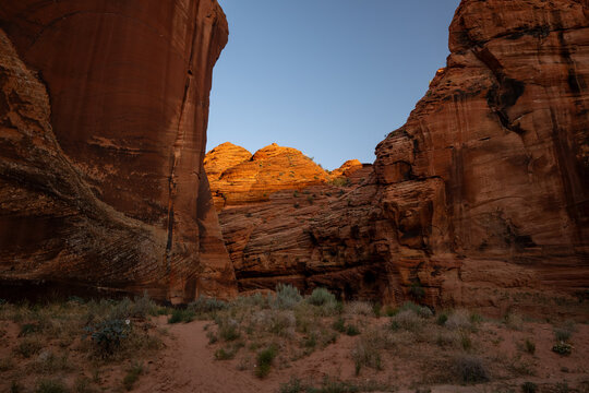 Golden Light Hightlights The Ridges Over Buckskin Gulch