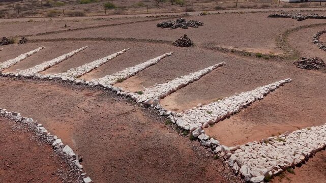 Detalle de construccion del Ovni-puerto de Cachi, Salta