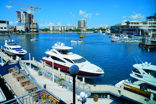 Tampa, FL, USA - 04 19 2026: Tampa downtown and Davis island landscape and convention center 