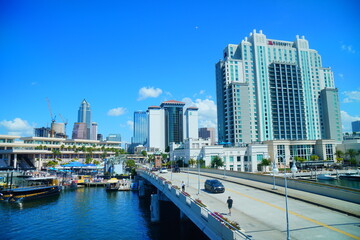 Naklejka premium Tampa, FL, USA - 04 19 2026: Tampa downtown and Davis island landscape and convention center 
