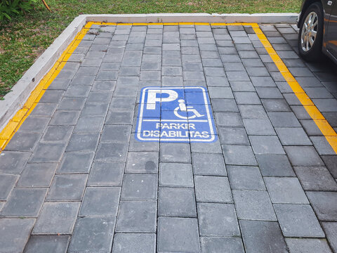 Blue lines and disabled sign place on parking