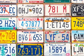 Old USA license plate collection on wall © Lars Johansson