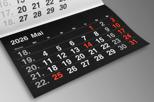 Deutscher Kalender Monat Mai 2026 schwarz rot   Feiertage Hintergrund grau