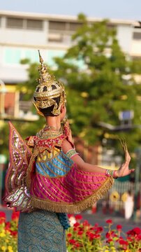 Traditional Thai Khon Dance Performance in Bangkok