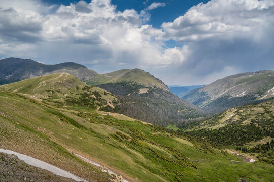Scenic Rocky Mountain Landscape with Evergreen Hillside in Rocky Mountain NP, Colorado