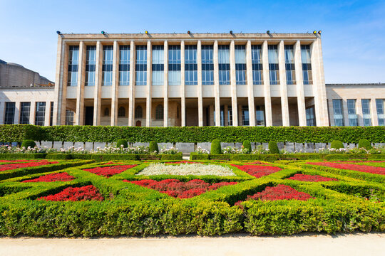 Jardin Mont des Arts garden and Royal Library in Brussels, Belgium