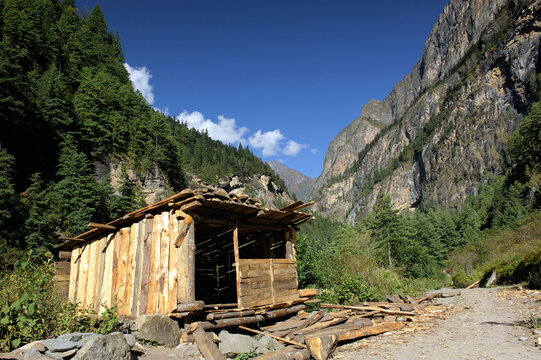 old house in the mountains