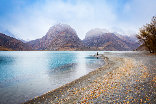 Iskanderkul mountain lake in the Fann Mountains