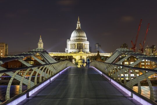 Millenium Bridge and St Paul's Cathedral by night, London, England, Great Britain