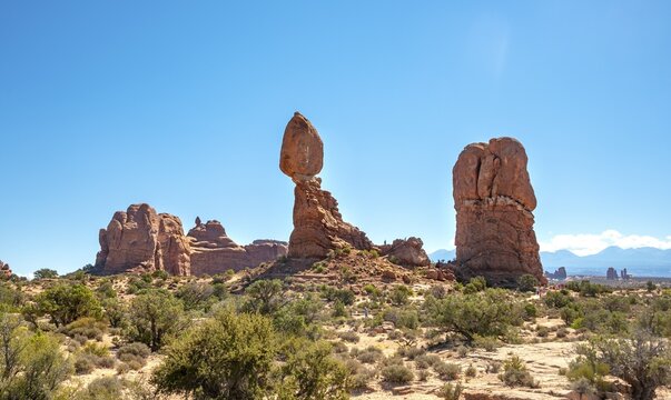 Rock formations of sandstone, balanced rock, Arches National Park, Moab, Utah, USA
