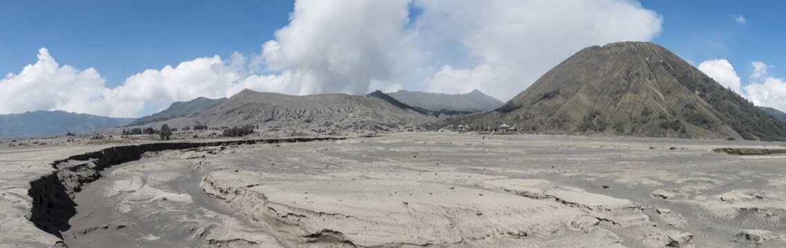 Crevasse, Mount Bromo, Mount Batok, Bromo Tengger Semeru National Park, East Java, Indonesia