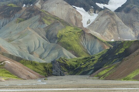 Colored rhyolite mountains, J&ouml;kulgil, Landmannalaugar, Fjallabak, Icelandic highlands, Iceland