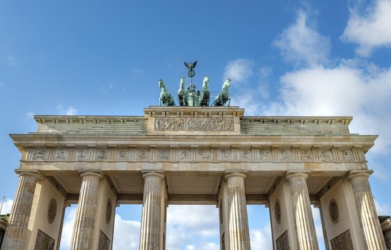 Brandenburg Gate with Quadriga, Mitte, Berlin, Germany