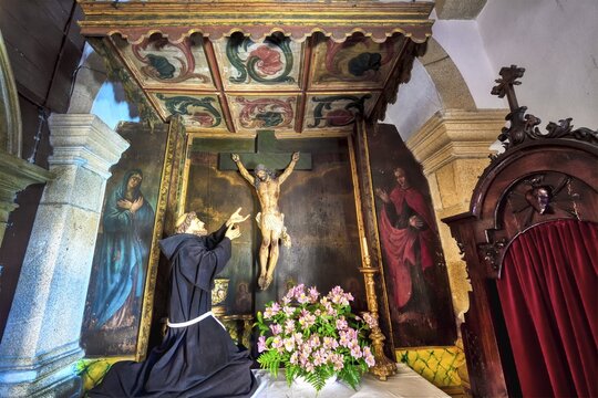 Saint Peter&rsquo;s Church, Altar with the Christ on the Cross, Trancoso, Serra da Estrela, Portugal