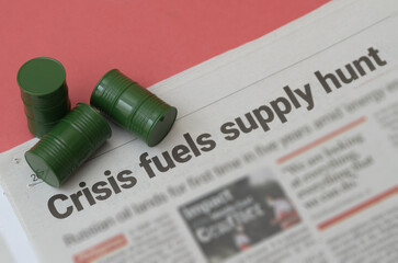 Obraz premium Green oil barrels on 