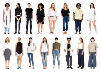Obraz premium Diverse women standing together confidently