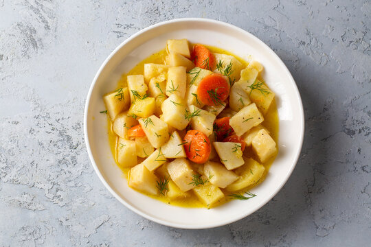 Turkish olive oil foods; celery (Turkish name; Zeytinyagli kereviz)