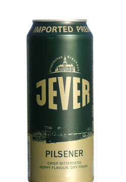 Isolierte JEVER Pilsner Bier Dose im PNG Format, R&uuml;mlang 18 April 2026