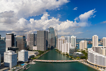 Naklejka premium Miami skyline with skyscrapers along Biscayne Bay. Miami cityscape with residential towers. Miami waterfront panorama. Miami Brickell downtown.