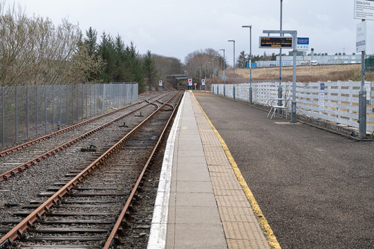 Points to siding line alongside the Platform at Thurso Railway station, Scottish Highlands,  Caithness,  Scotland, UK