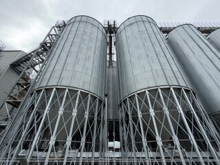 Metal industrial storage silos © thrimage
