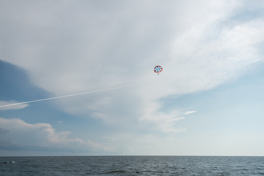Parasailing in Destin florida