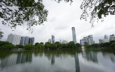Fototapeta premium タイ・バンコク ルンピニー公園