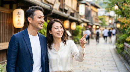 Fototapeta premium 温泉地を旅行する大人の日本人夫婦 シニア